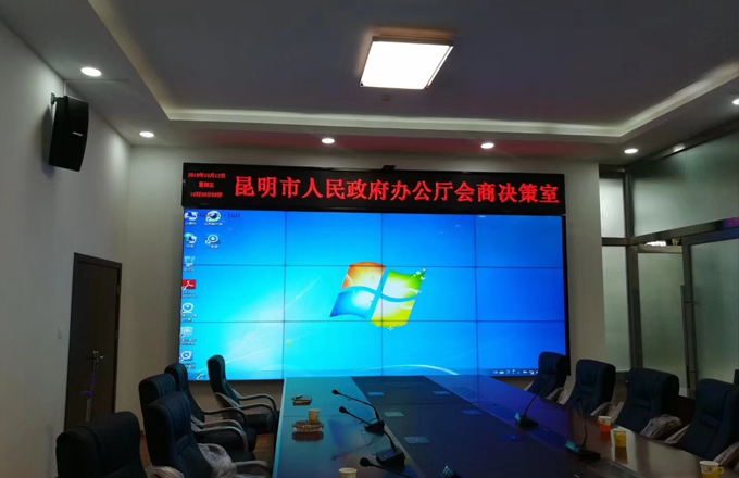 矩阵切换器和拼接屏联动节造 矩阵切换器和拼接屏联动节造
